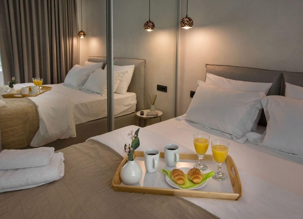 Nikis Suites Syntagma-Plaka By Ghh Atény Exteriér fotografie