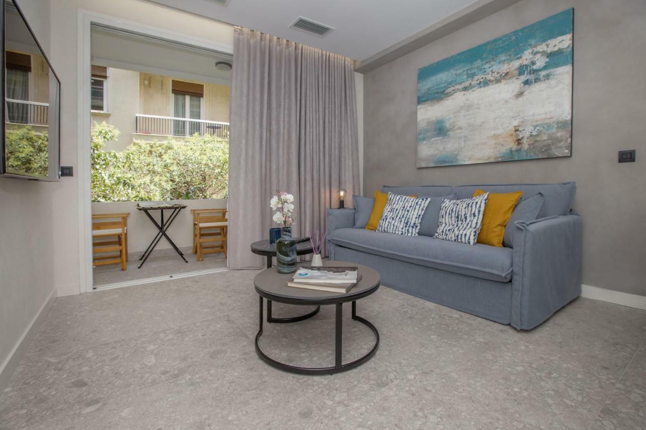 Nikis Suites Syntagma-Plaka By Ghh Atény Exteriér fotografie